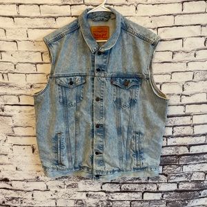 Levi’s Denim Trucker Vest